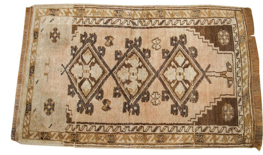 2x2.5 Muted Vintage Turkish Rug // ONH Item 1617 Image 1