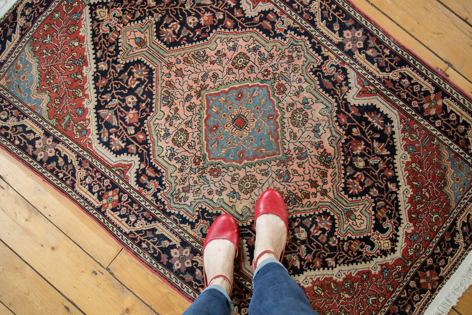  Fine Josan Sarouk Area Rug / Item 1618 image 2