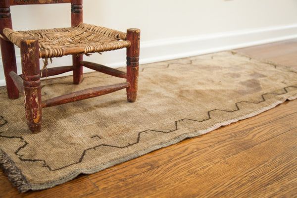 2x4 Faded With Outline Vintage Turkish Rug Runner // ONH Item 1621 Image 5