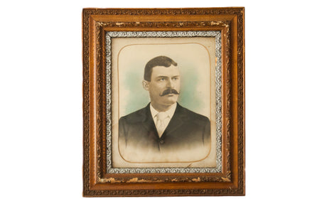 Antique Portrait Of Pensive Man // ONH Item 1632