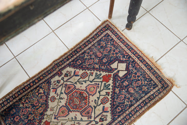  Small Ivory Senneh Rug / Item 1637 image 16