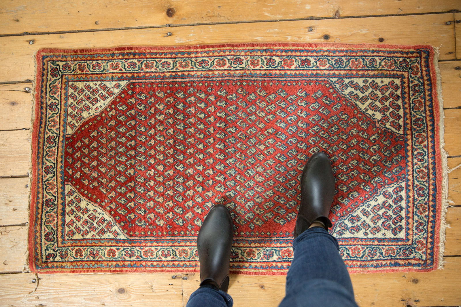 2x4 Small Red Mir Sarouk Vintage Rug // ONH Item 1639 Image 1