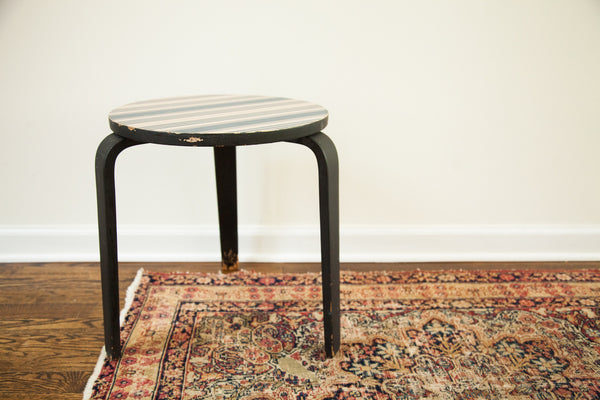 Mid Century Alvar Aalto Side Table // ONH Item 1643