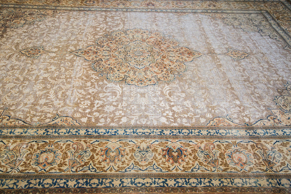 9x12 Vintage Worn Tabriz Persian Rug // ONH Item 1778 Image 4