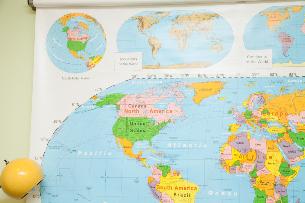 Vintage 90's Nystrom World USA Pulldown Map Kids Room // ONH Item 1815 Image 1