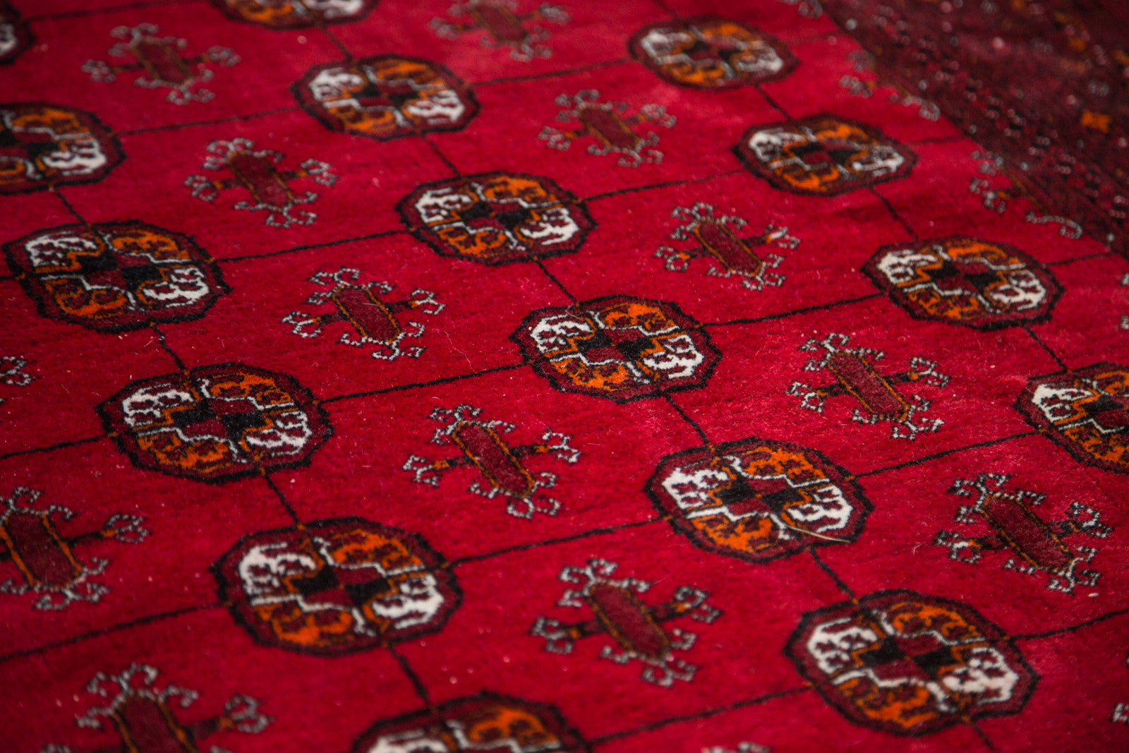 6.5x10 Room Size Large Vintage Bokhara Rug // ONH Item 1876 Image 1