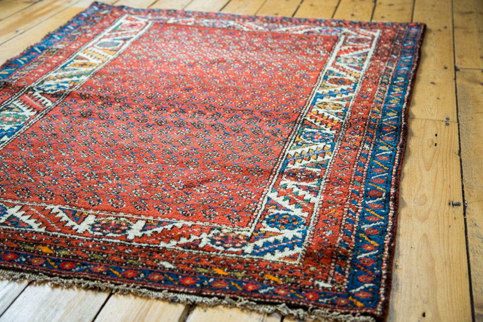 4x5.5 Vintage Northwest Persian Rug // ONH Item 1916 Image 1