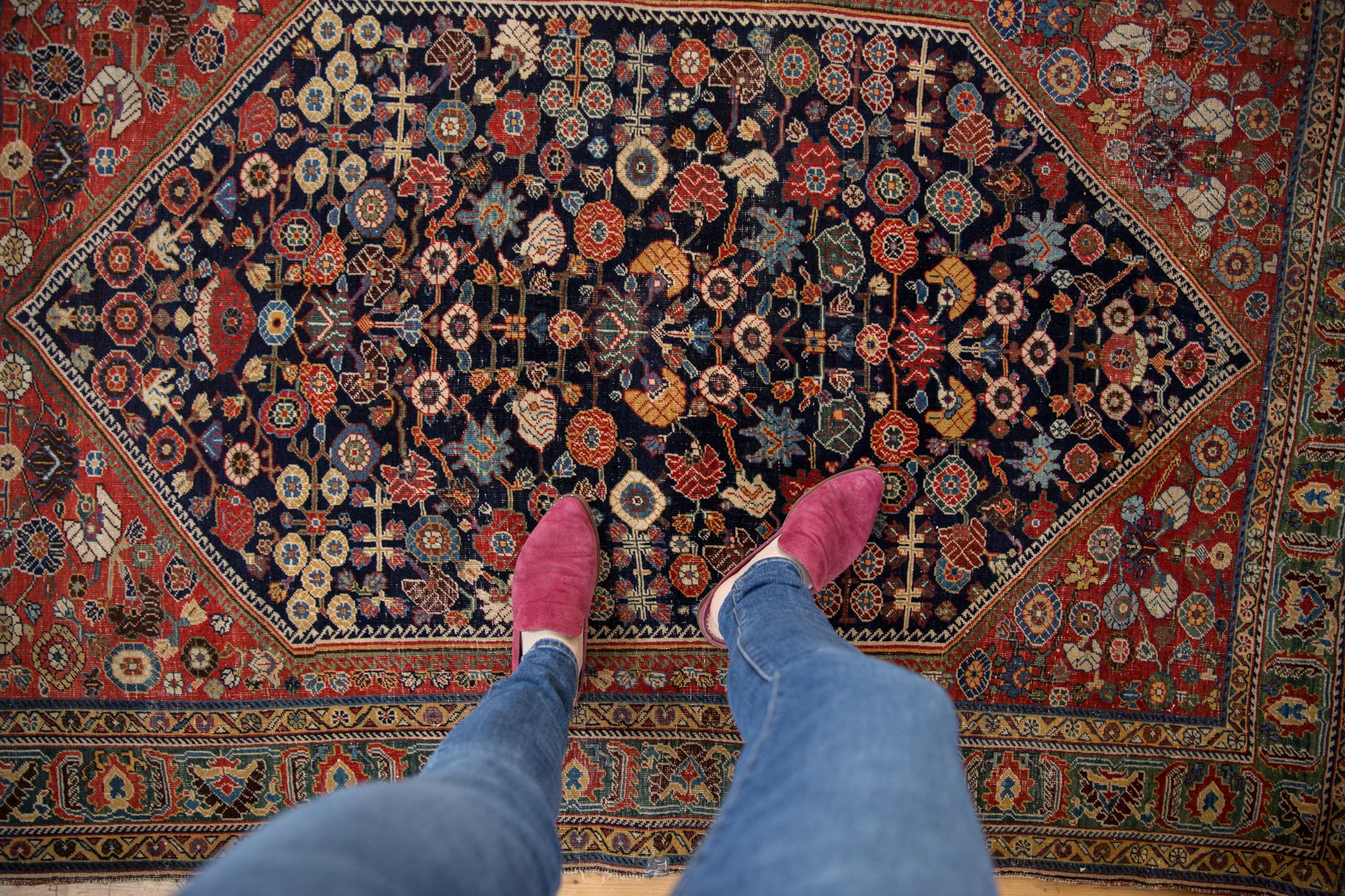 4.5x6.5 Antique Qashqai Area Rug // ONH Item 2001 Image 1