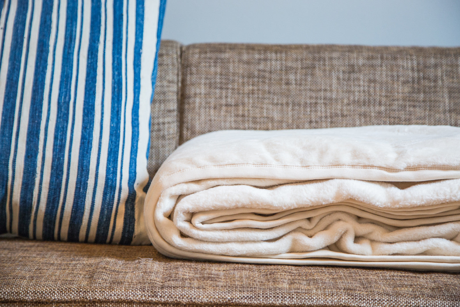 Super Soft Organic Cotton King Blanket // ONH Item 2141 Image 1