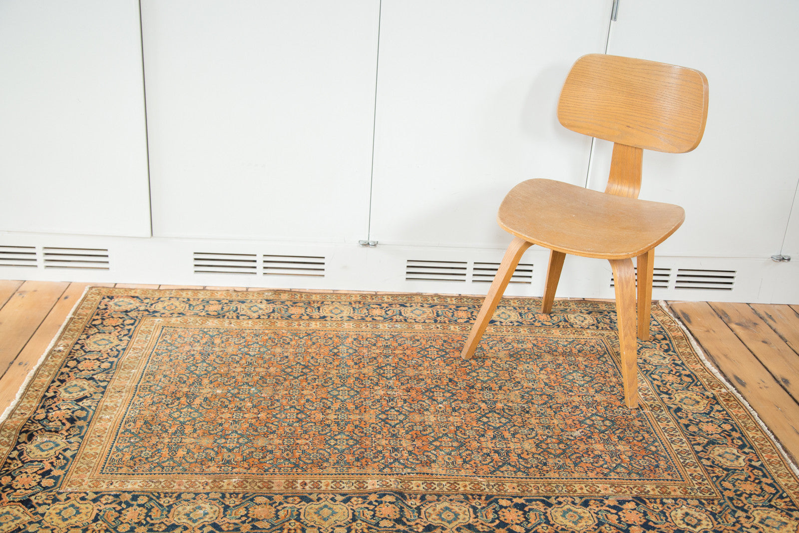  Distressed Antique Malayer/Feraghan Rug / Item 2298 image 2