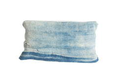 Vintage Light Blue Indigo Pillow // ONH Item 2376A Image 2