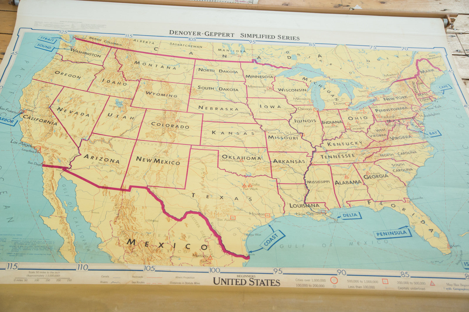 Vintage 1960s Denoyer Geppert USA Pull Down Map // ONH Item 2476 Image 1