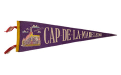 Cap-de-le-Madeleine Vintage Felt Flag // ONH Item 2532