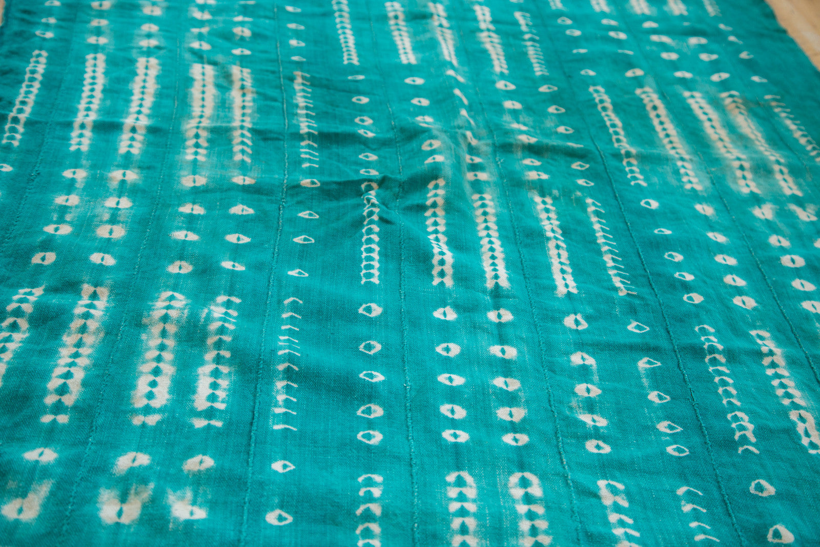 3.5x4.5 Unusual Green Indigo Throw // ONH Item 2565 Image 1