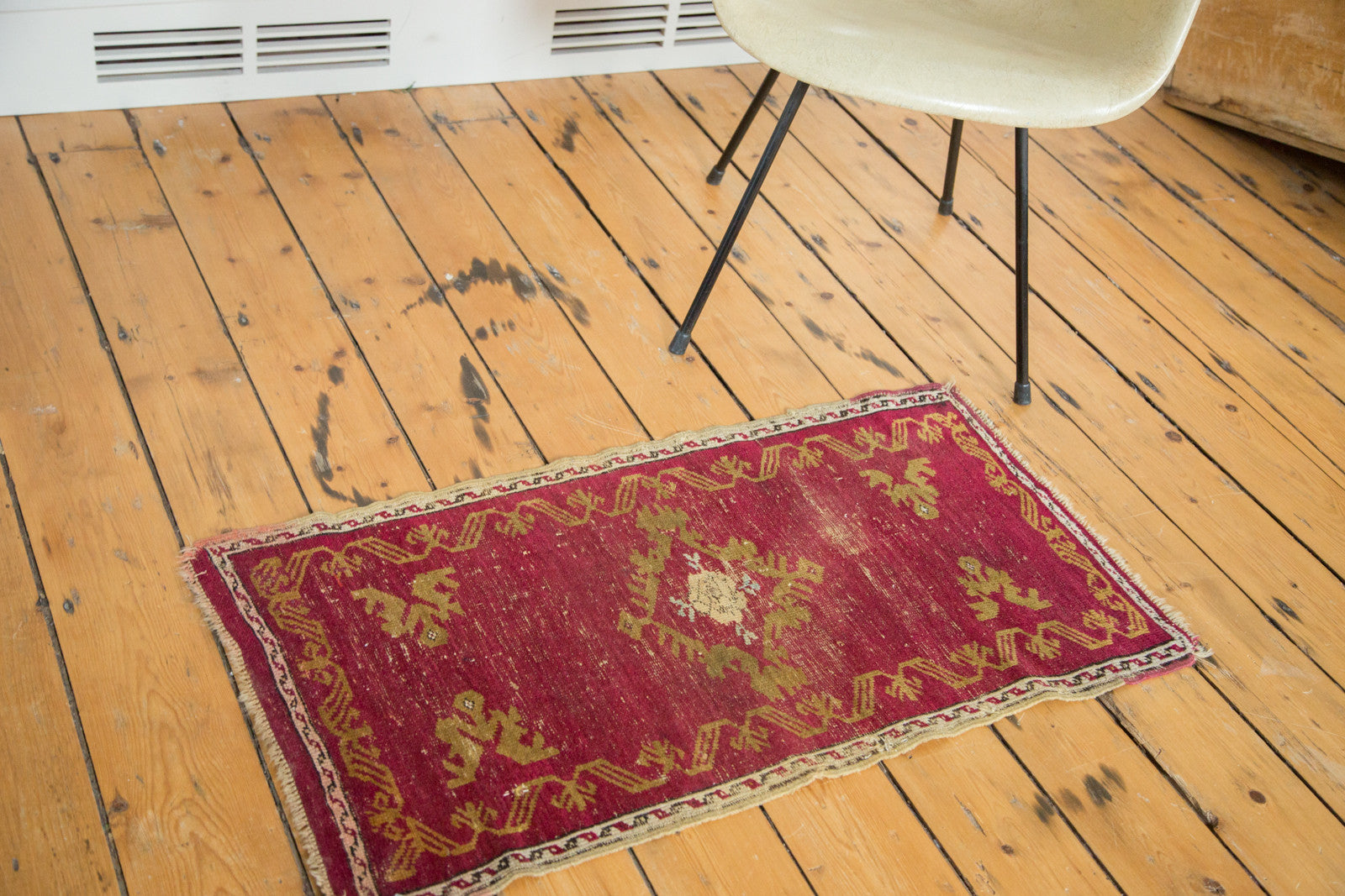 1.5x3 Antique Turkish Oushak Rug Mat // ONH Item 2619 Image 1