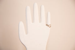 Vintage White Glove Mold // ONH Item 2687 Image 3