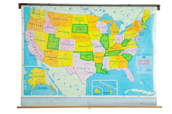 Vintage Modern School Usa Pull Down Map