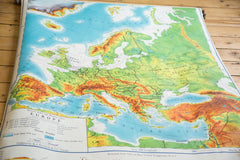 Vintage Europe Pull Down Map // ONH Item 2994 Image 1