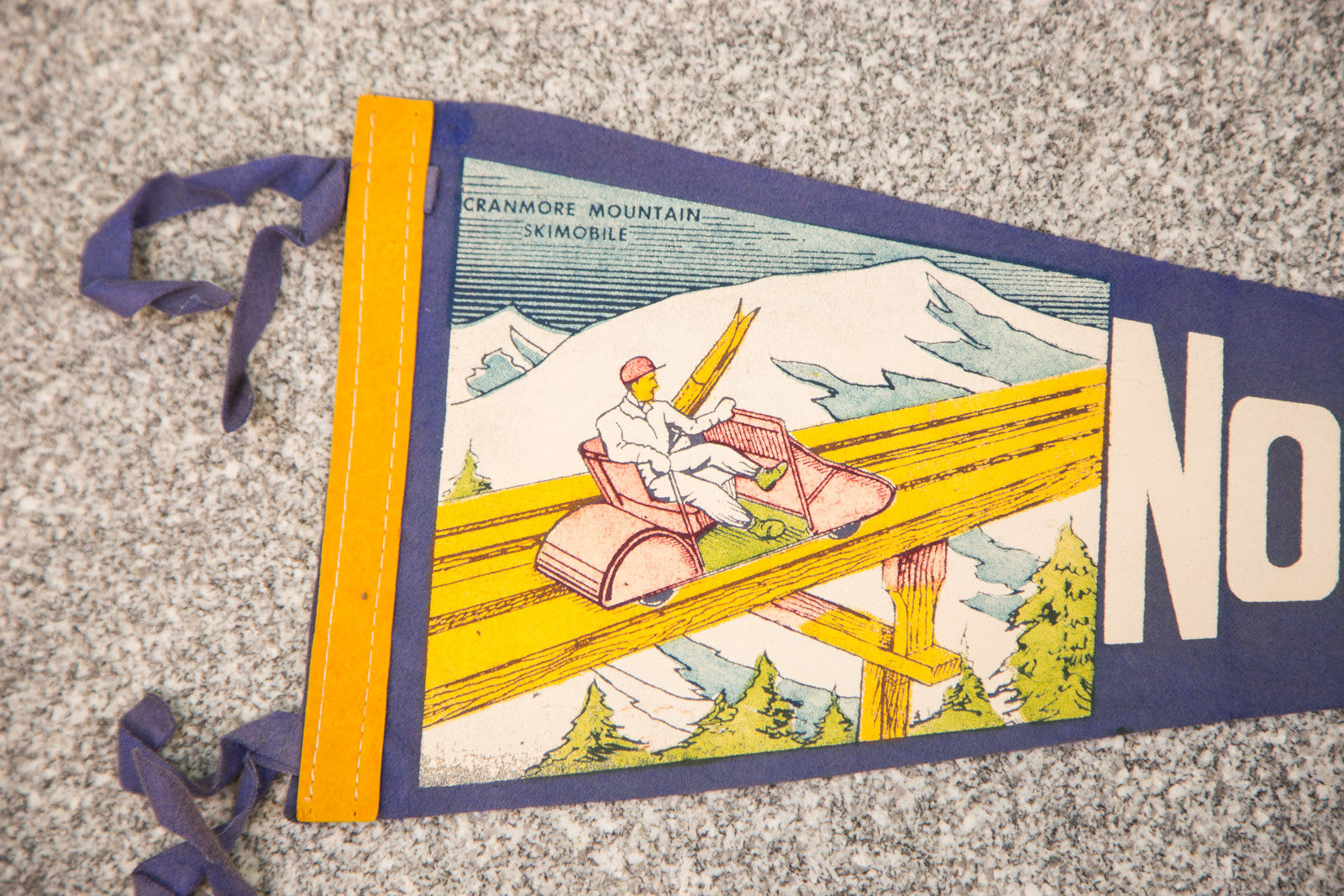 North Conway NH Felt Flag // ONH Item 3093 Image 1