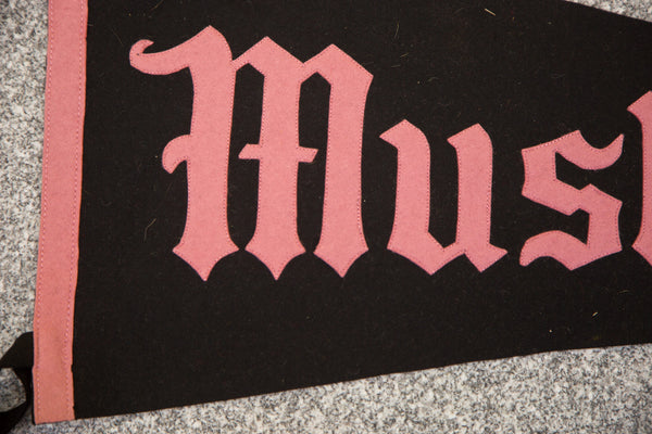 Muskingum Ohio College Felt Flag // ONH Item 3104 Image 1