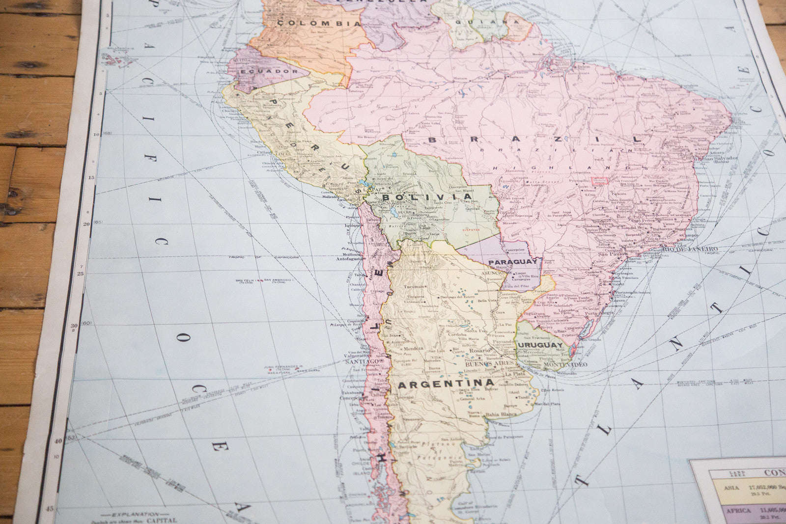 Hangable Pull-Down Map of South America including Brazil and Argentina 