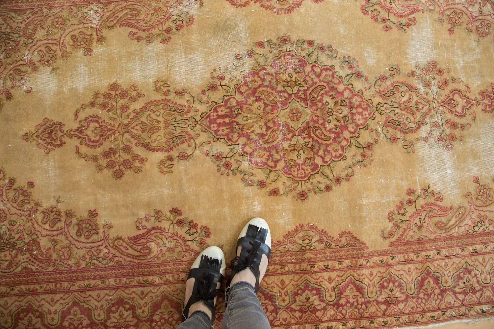  Distressed Vintage Kerman Rug / Item 3533 image 2