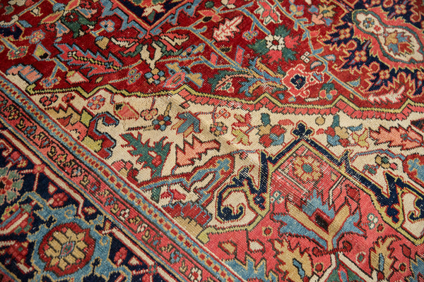 8.5x11.5 Vintage Heriz Carpet // ONH Item 3631 Image 8