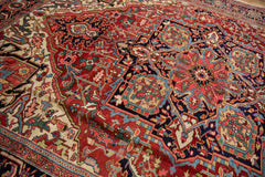 8.5x11.5 Vintage Heriz Carpet // ONH Item 3631 Image 11