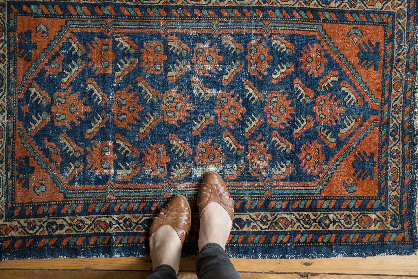 2.5x4 Vintage Hamadan Rug // ONH Item 3769 Image 1