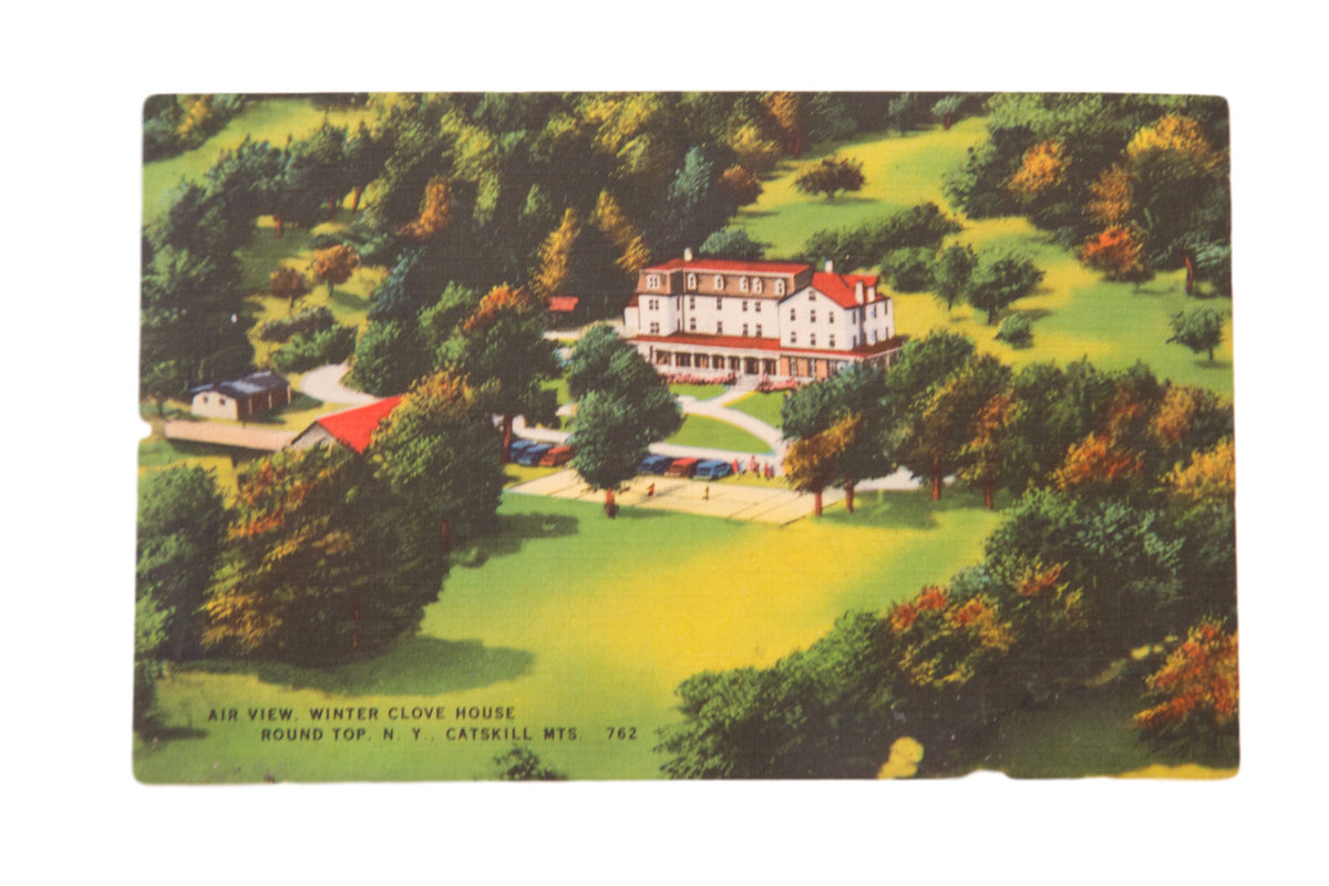 Vintage Air View Winter Clove House Catskills postcard featuring white and red building, green lawn.