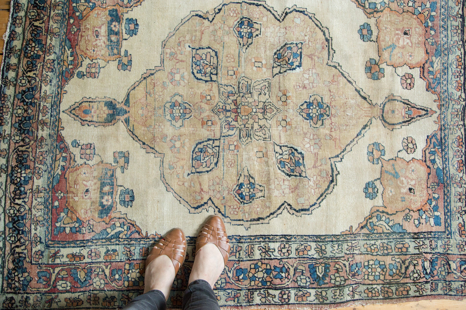  Antique Kerman Rug / Item 3945 image 2