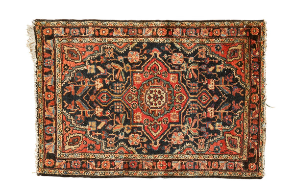 2' x 2'10" Vintage Hamadan Rug Mat / Item 4049 image 1