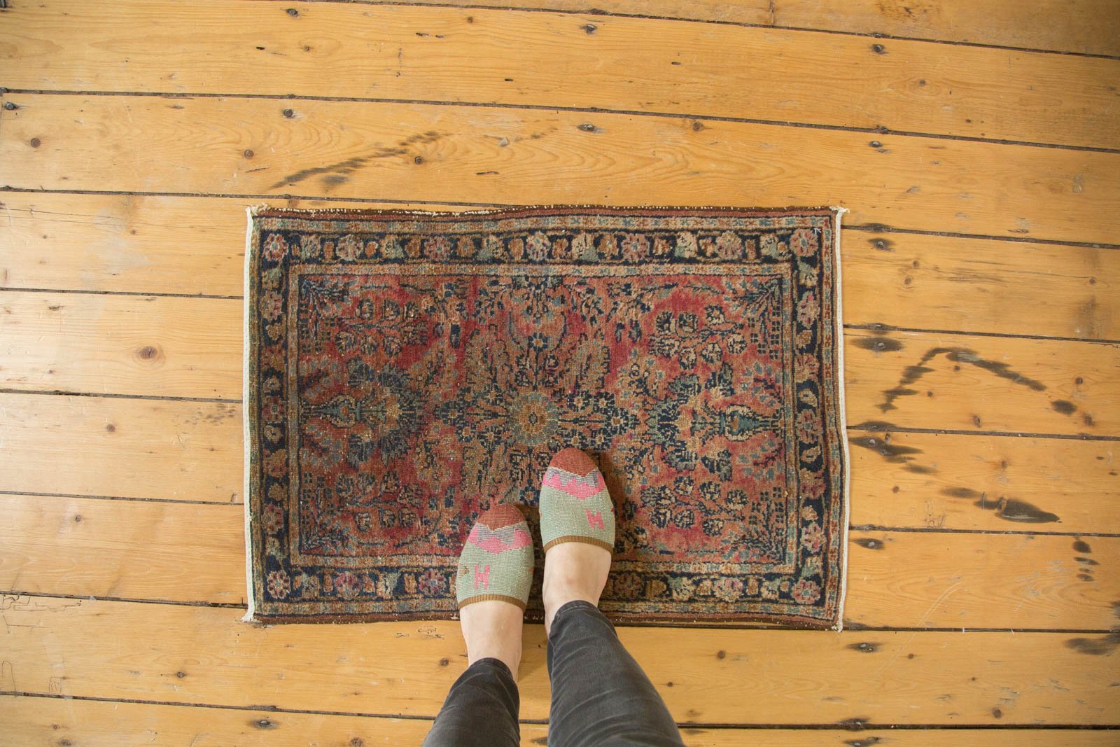 Antique Lilihan Rug Mat