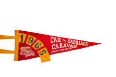 Vintage 1965 Car And Carriage Caravan Luray Caverns VA Felt Flag Pennant