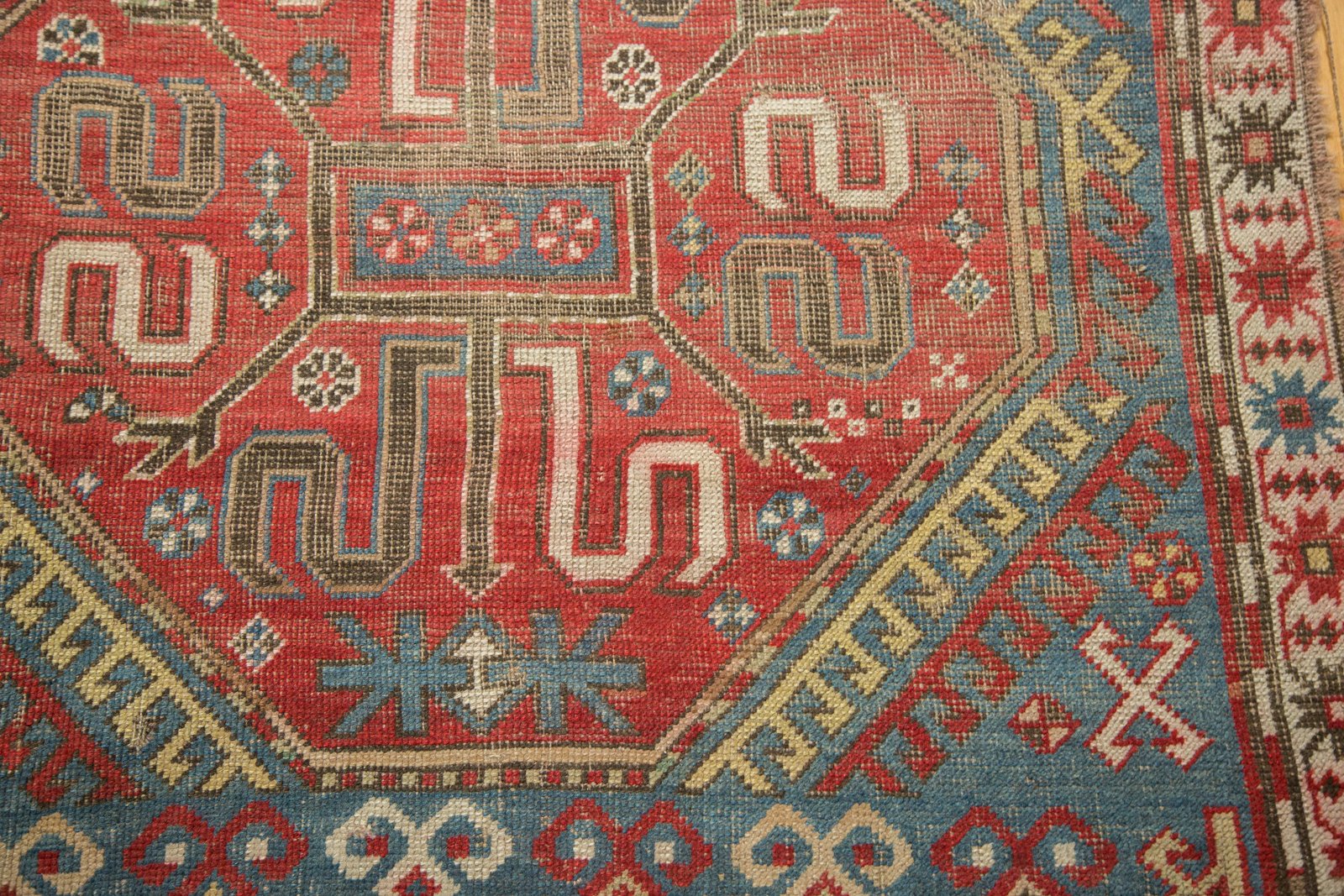 4x4 Vintage Caucasian Square Rug
