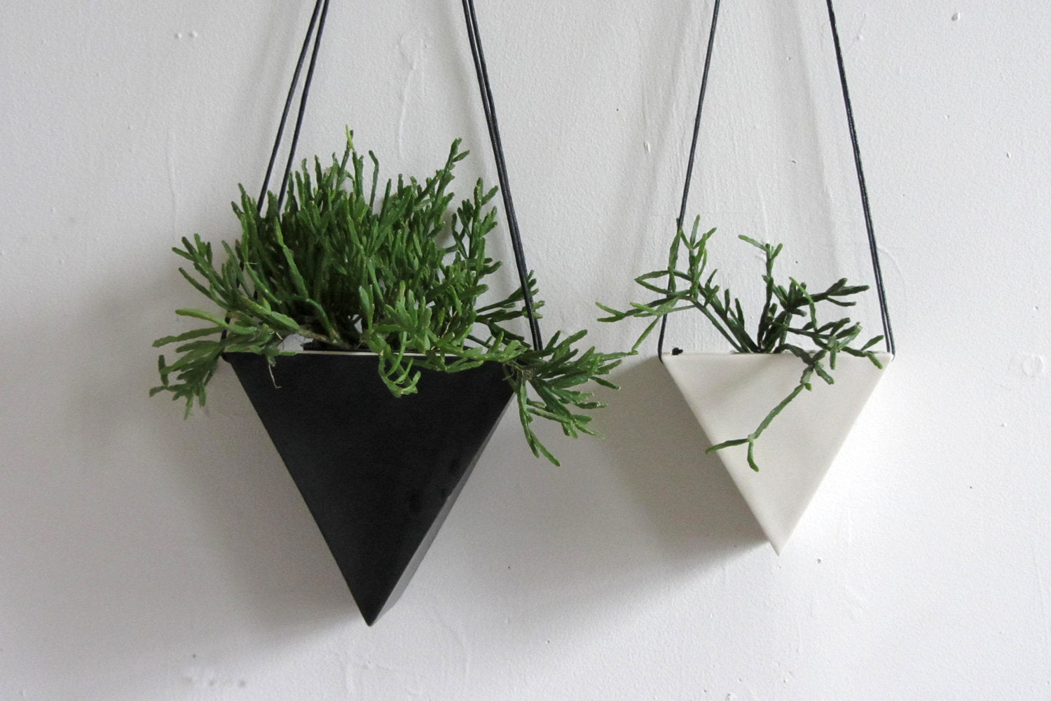 Porcelain Triangle White Planter