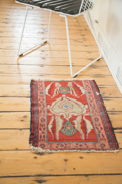 1.5x2 Antique Serapi Square Rug Mat // ONH Item 4512 Image 3