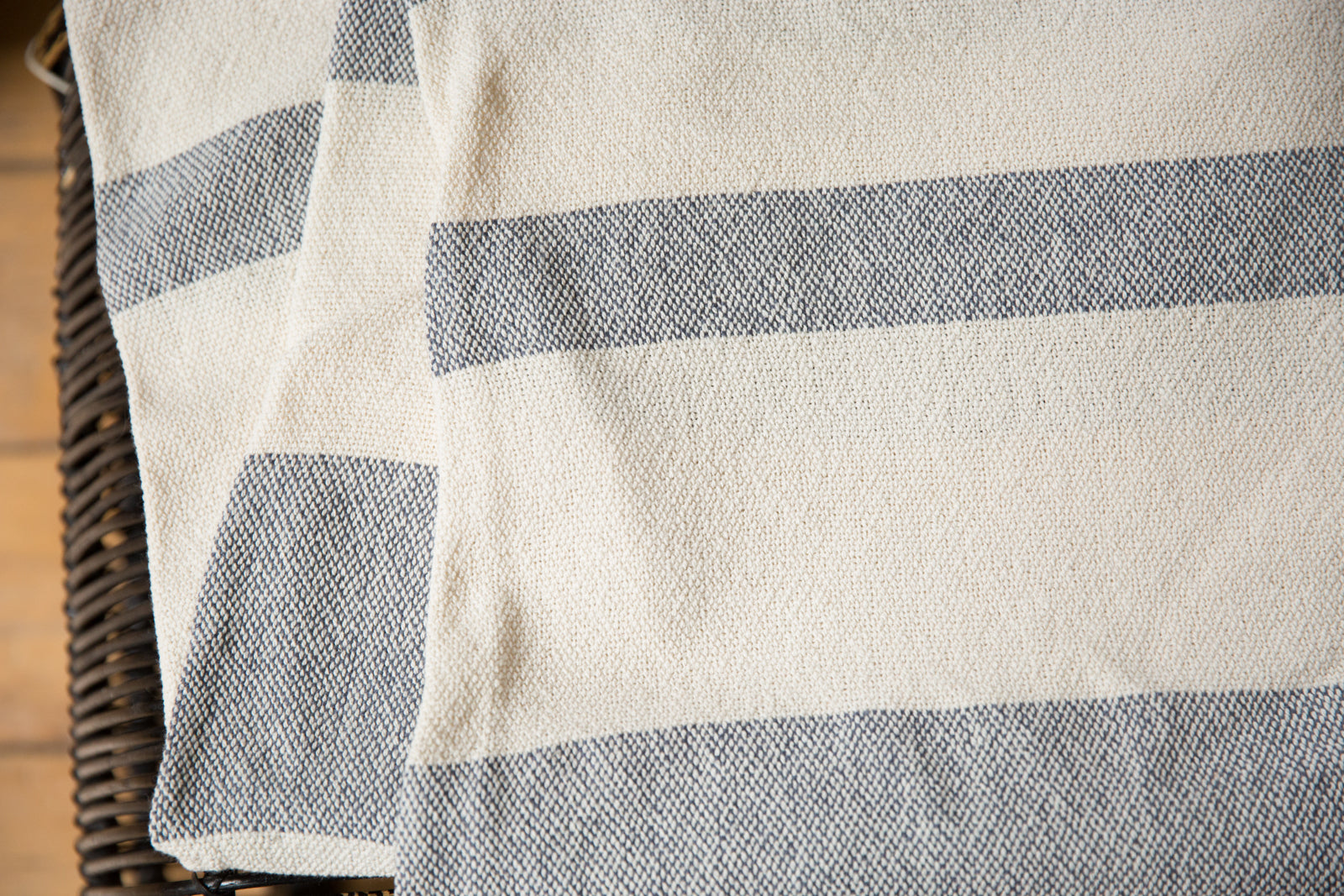 Hand-woven Spa Towel Cotton Throw Gray // ONH Item 4517 Image 1