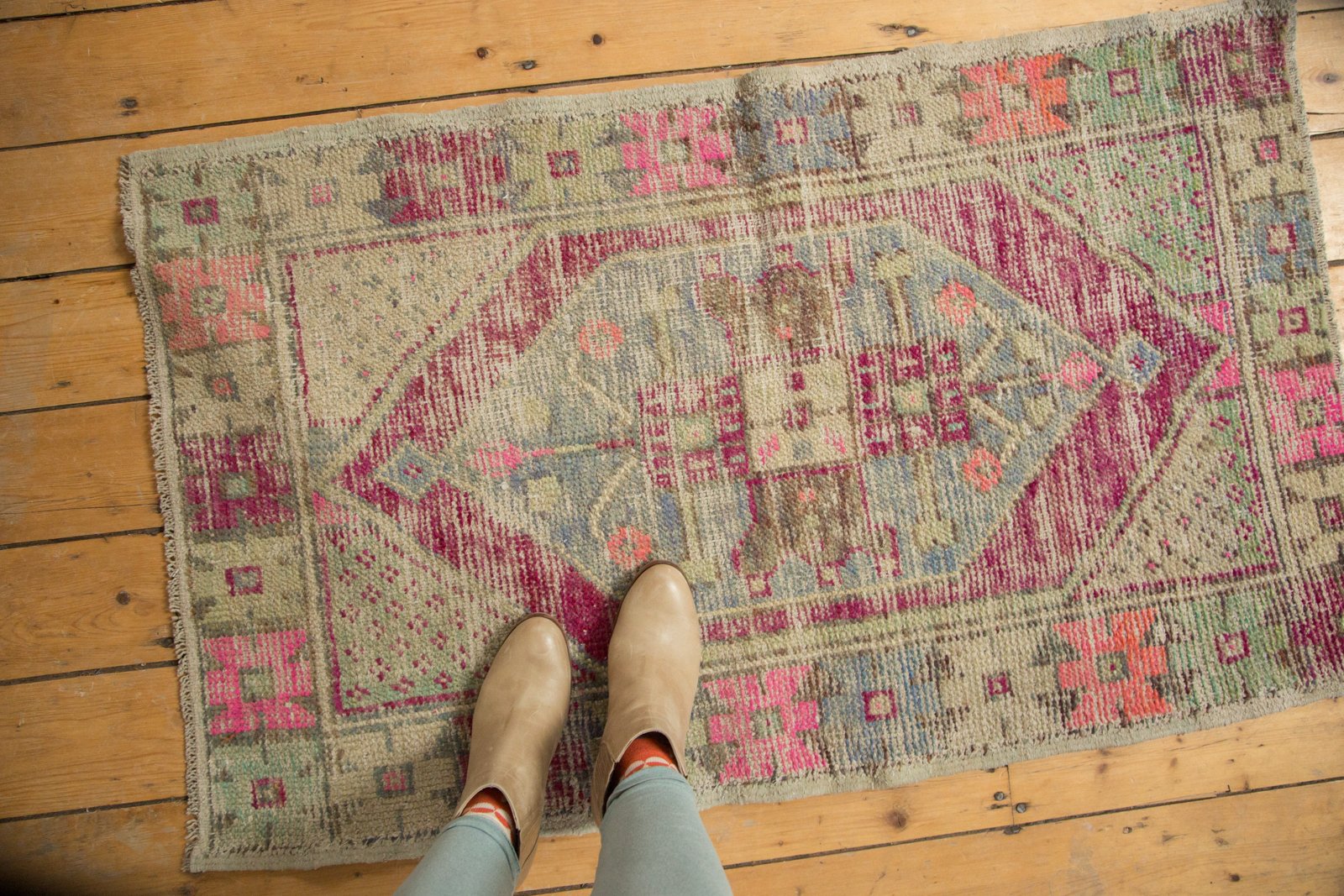 2.5x4.5 Vintage Distressed Oushak Rug // ONH Item 4898 Image 1