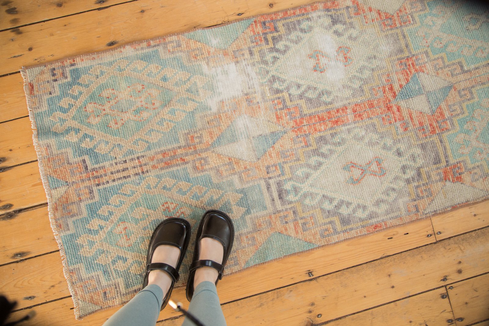  Vintage Distressed Oushak Fragment Rug Runner / Item 4926 image 2