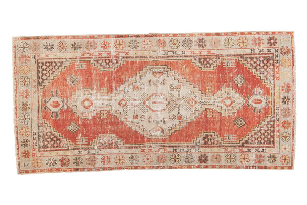 2.5x5.5 Vintage Distressed Oushak Rug // ONH Item 5032