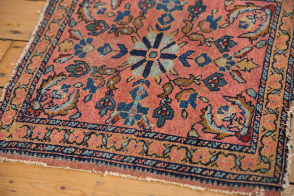 Antique Lilihan Square Rug Mat
