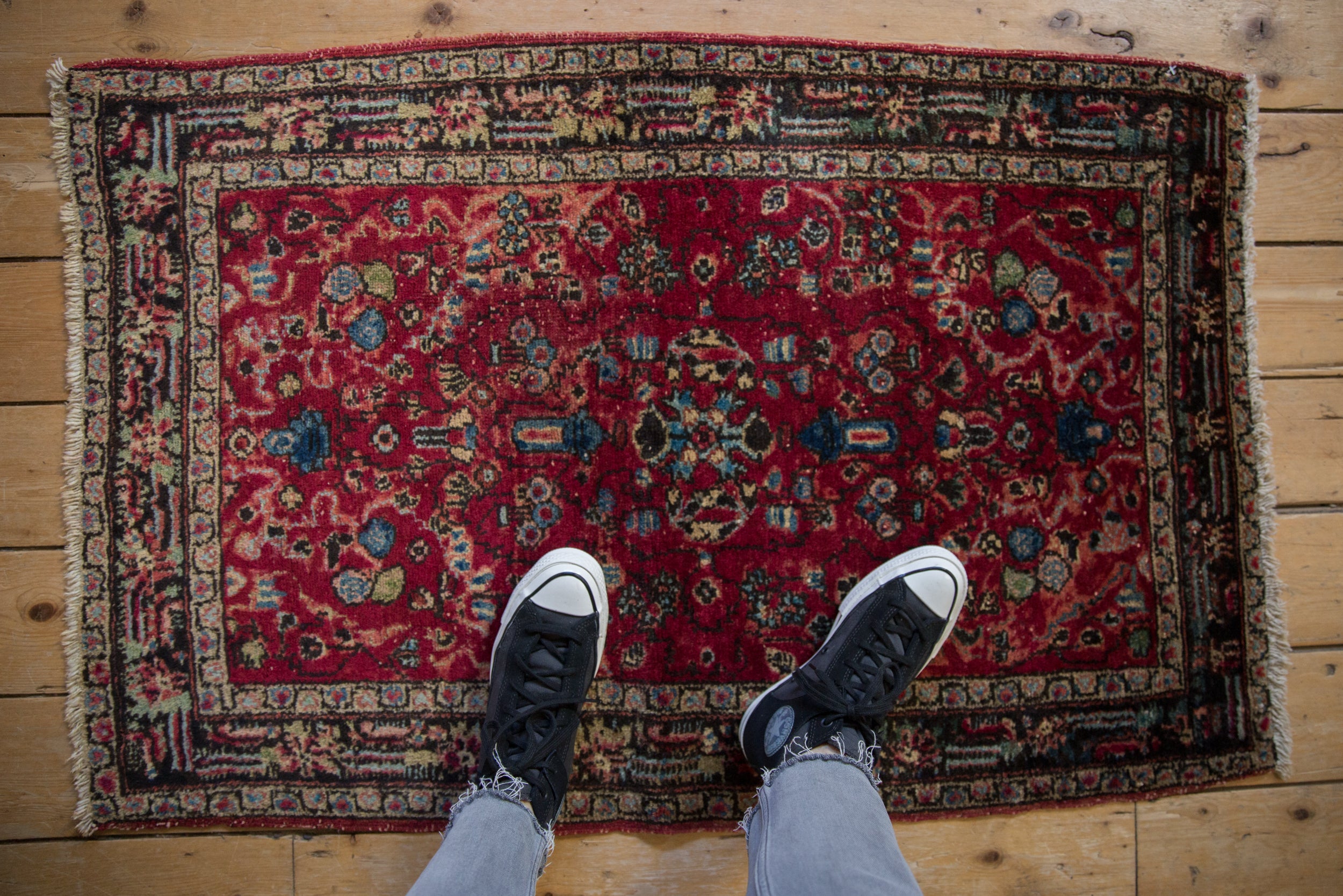 2.5x4 Vintage Lilihan Rug Mat // ONH Item 5104 Image 1