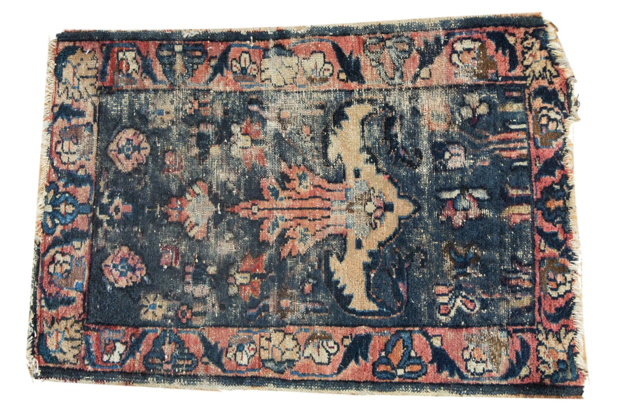 Antique Lilihan Rug Mat