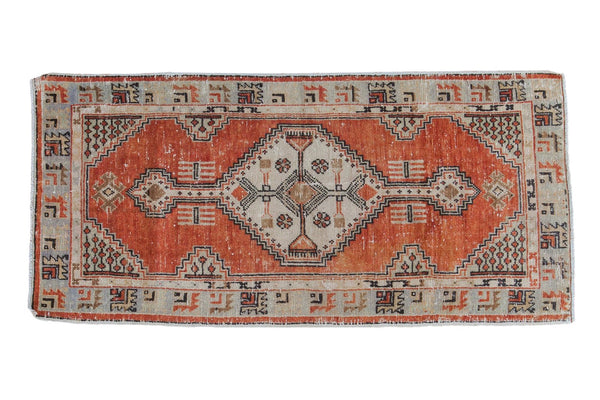 2.5x5 Vintage Distressed Oushak Rug Runner // ONH Item 5172