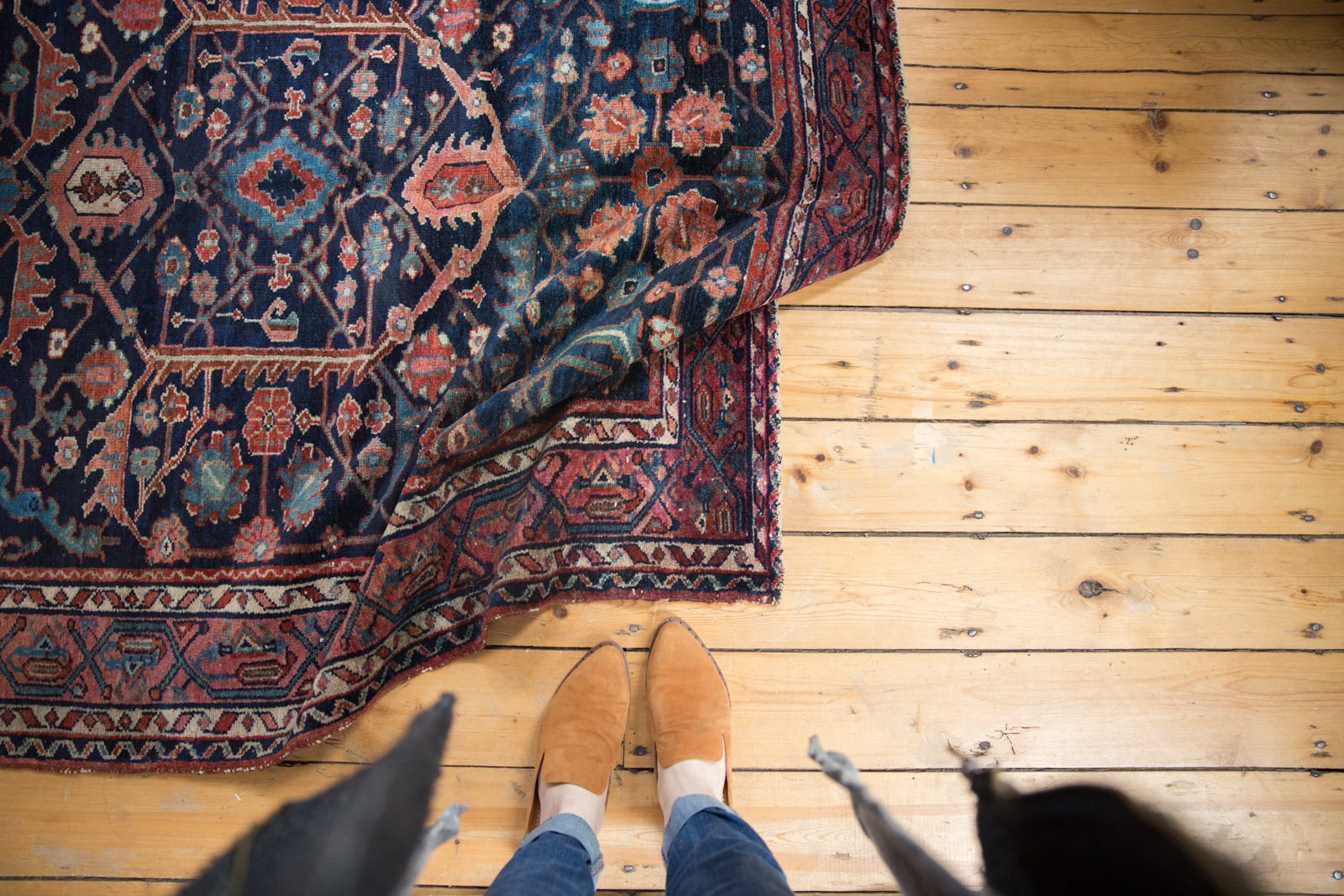 5x7 Vintage Lilihan Rug // ONH Item 5196 Image 1