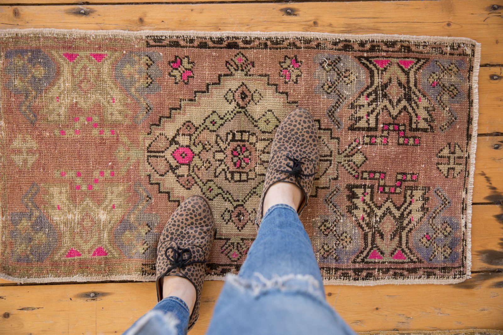 1.5x3 Vintage Distressed Oushak Rug Mat // ONH Item 5311 Image 1