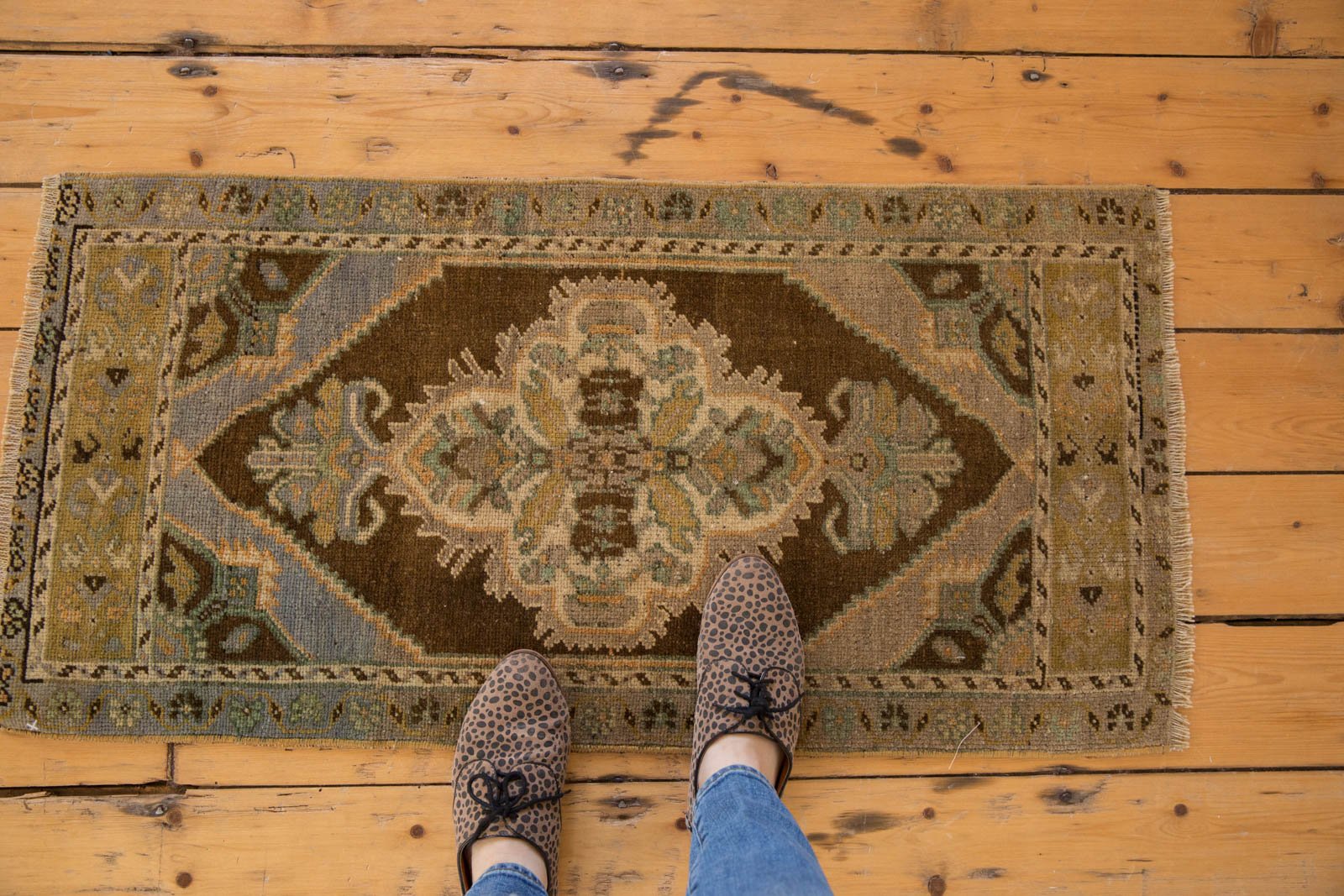 1.5x3.5 Vintage Distressed Oushak Rug Mat Runner // ONH Item 5313 Image 1