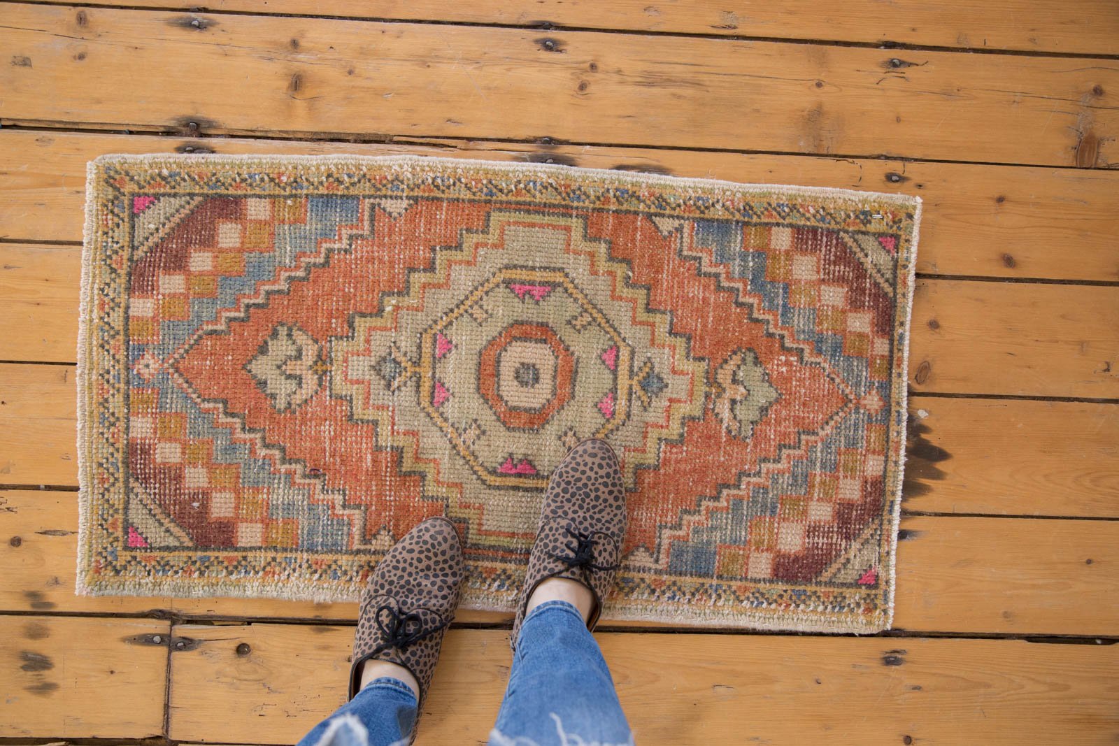 Vintage Distressed Oushak Rug Mat