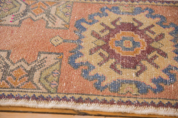  Vintage Distressed Oushak Rug Mat / Item 5322 image 4